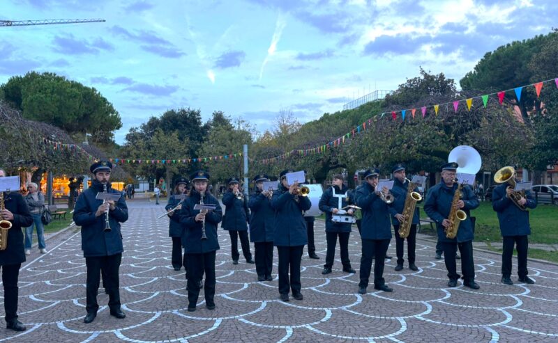 È più bello insieme: musica, volontariato e comunità a Lignano